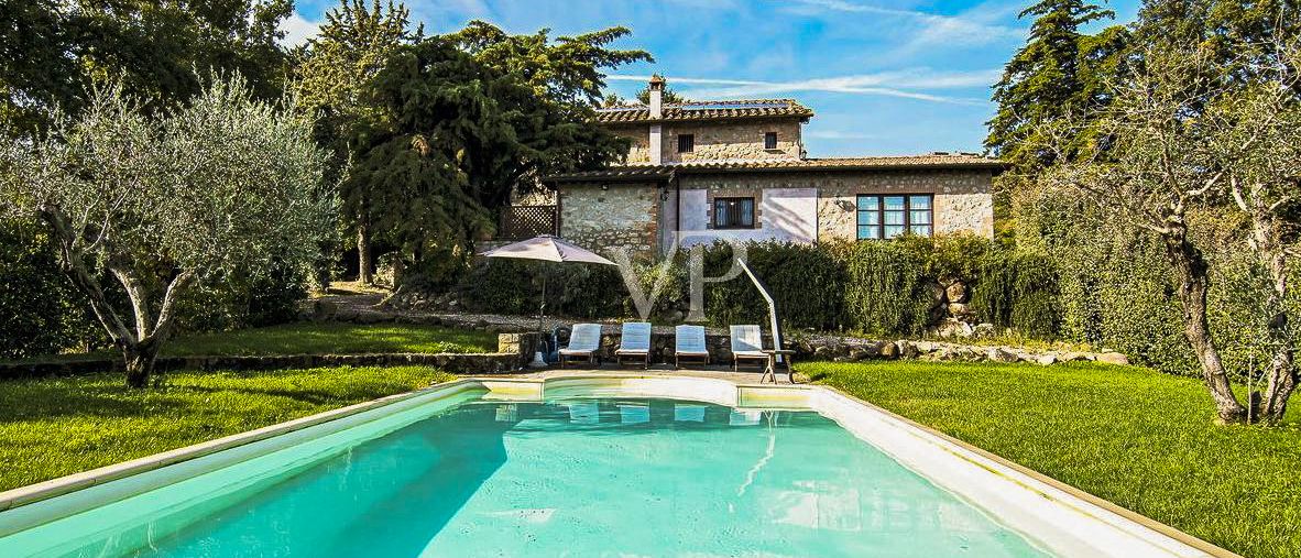 Toscana: Affascinante casale storico di epoca leopoldina interamente ristrutturato a nuovo