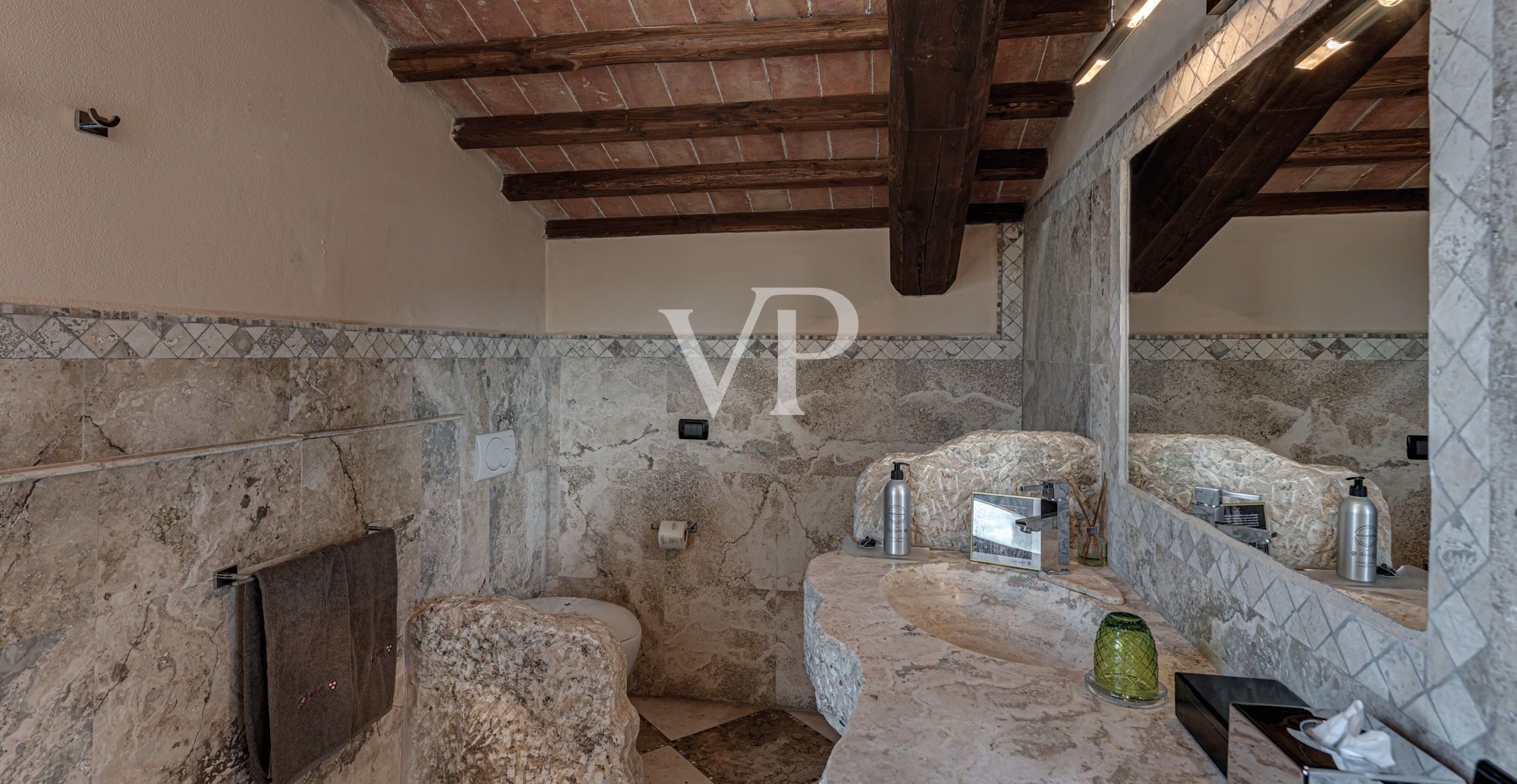 Prestigiosa finca con vistas al mar en Punta Ala