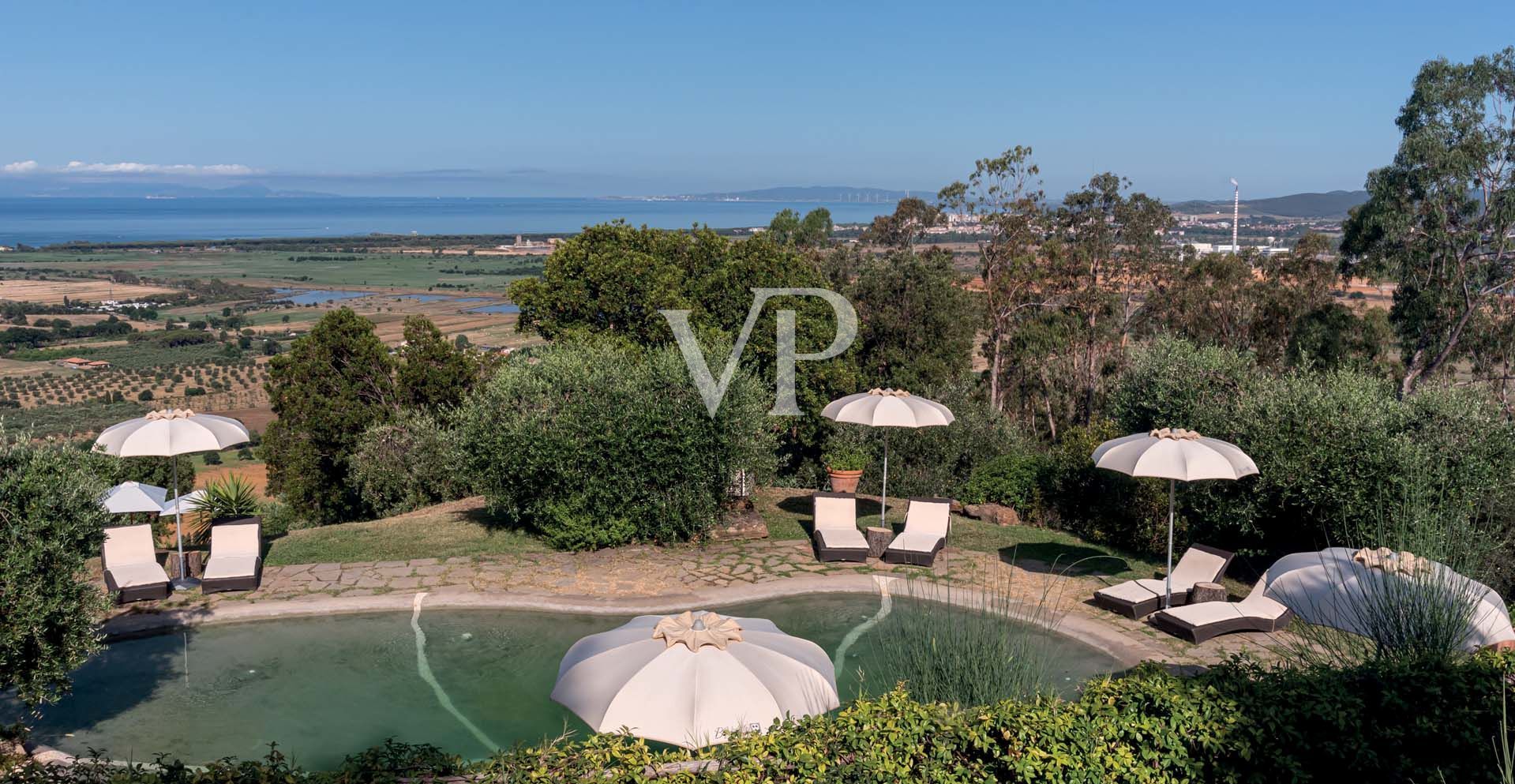 Prestigiosa finca con vistas al mar en Punta Ala