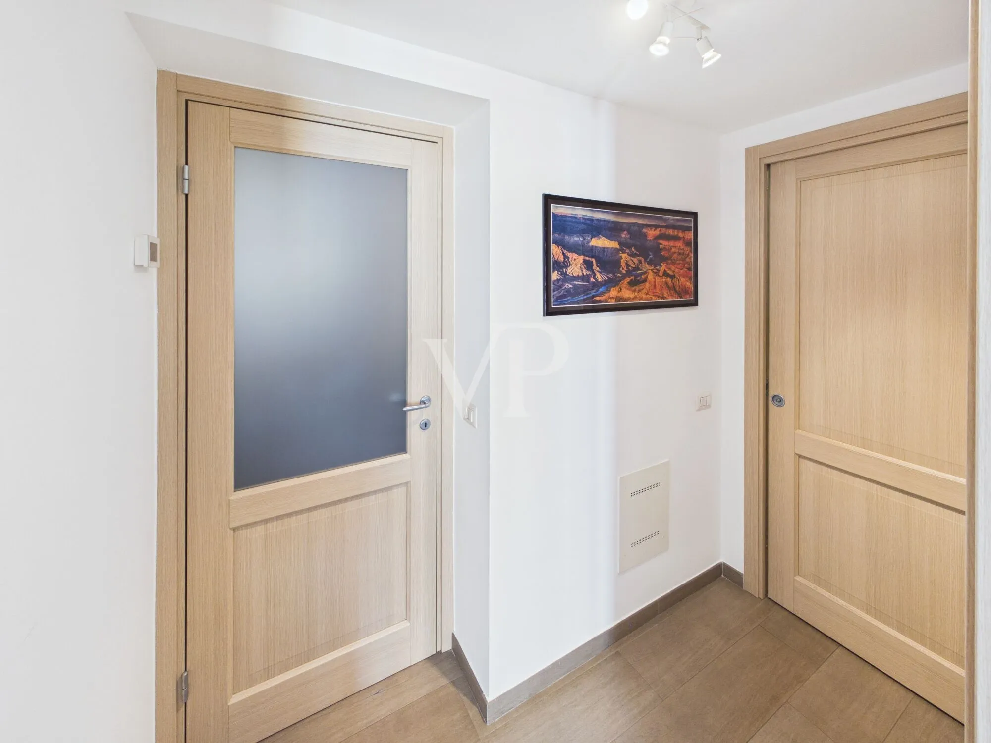 Drei-Zimmer-Wohnung im 2. Stock in ausgezeichnetem Zustand - Bocconi