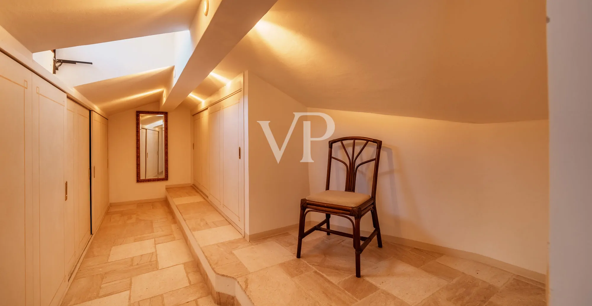 Historisches Gebäude im Herzen von Olbia