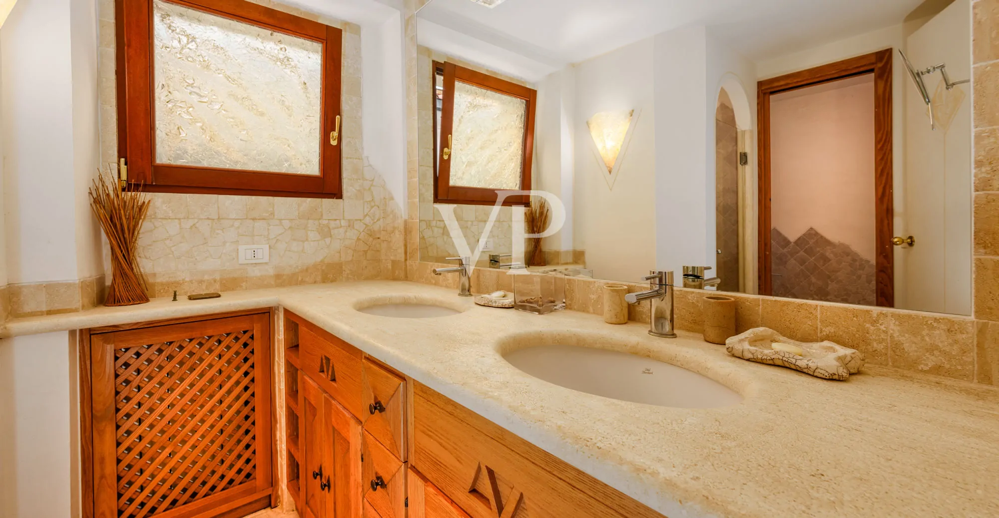 Historisches Gebäude im Herzen von Olbia