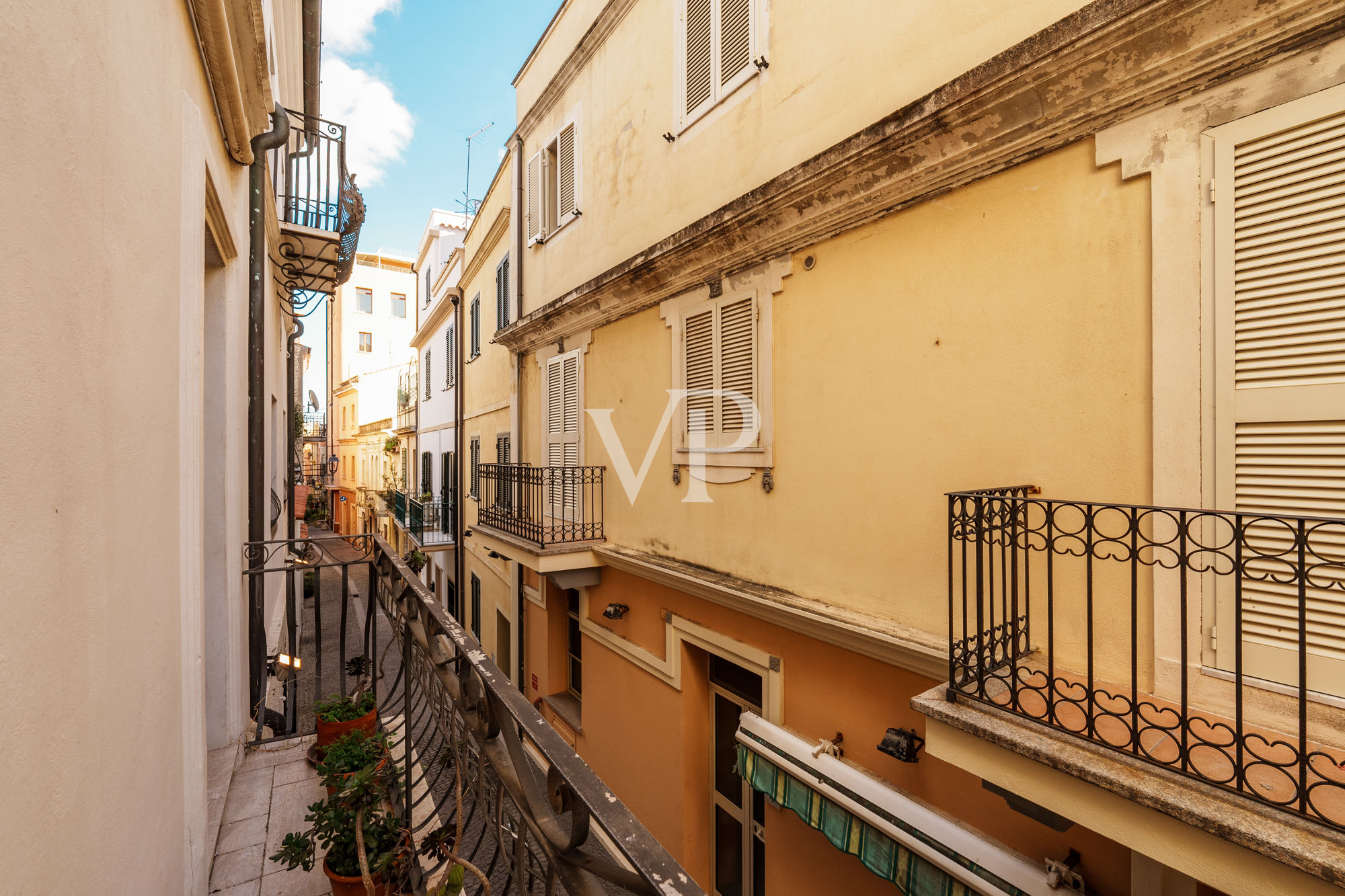 Bâtiment historique au cœur d'Olbia