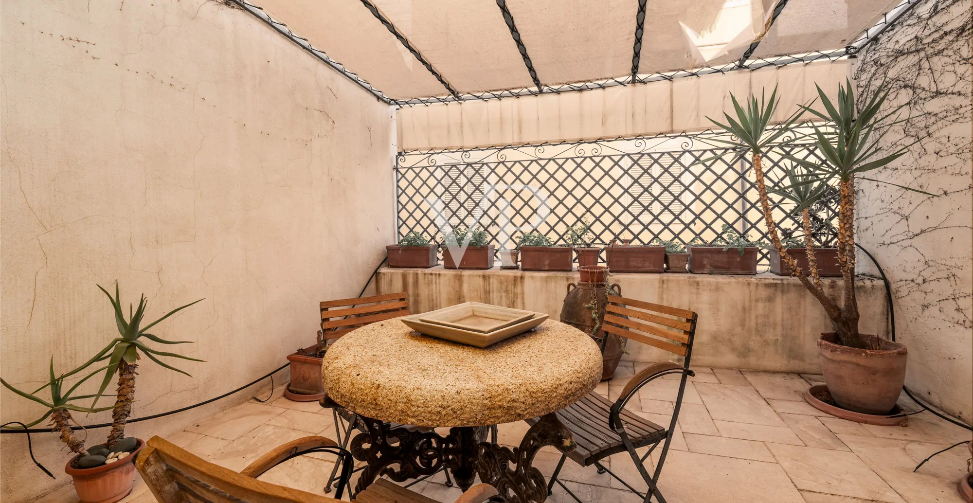 Historisches Gebäude im Herzen von Olbia