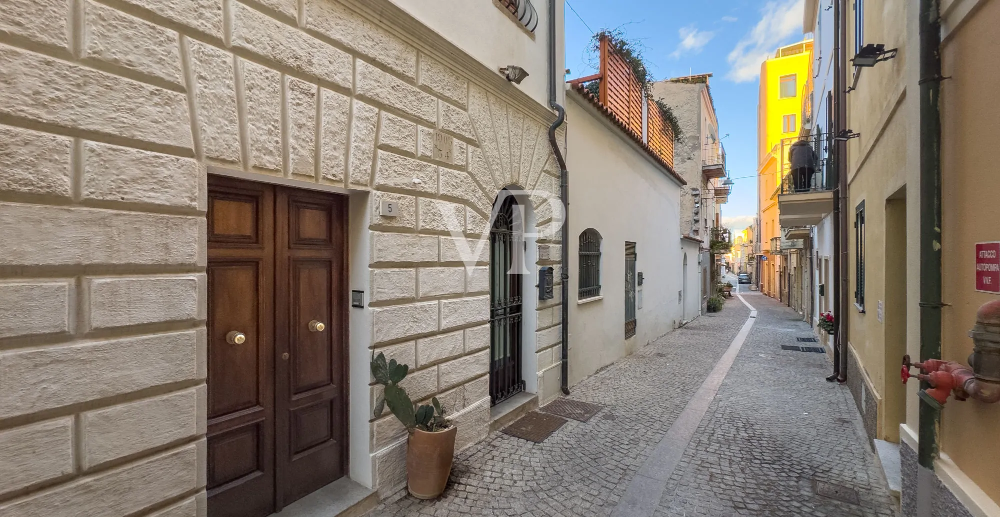 Historisches Gebäude im Herzen von Olbia