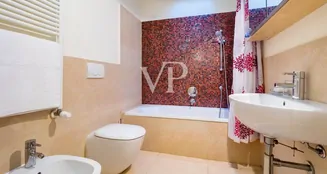 von_poll_real_estate_property_IT242941000_image_21