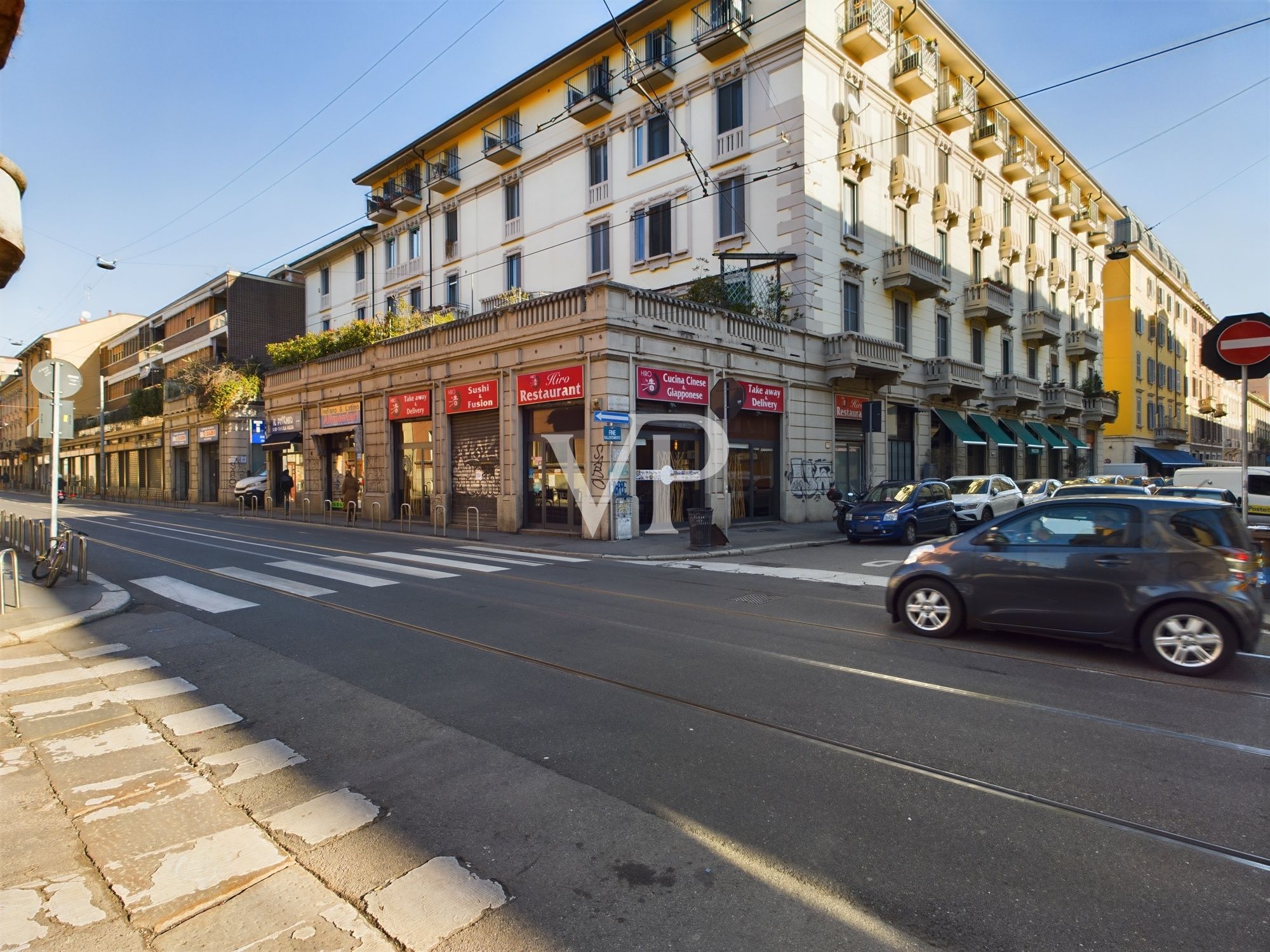 Store with six windows and chimney - Ripamonti/Vigentina