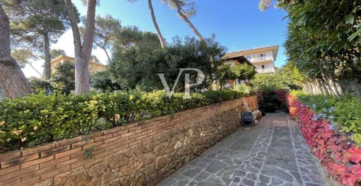 Villa sul Mare: Eleganza e Comfort a Castiglioncello