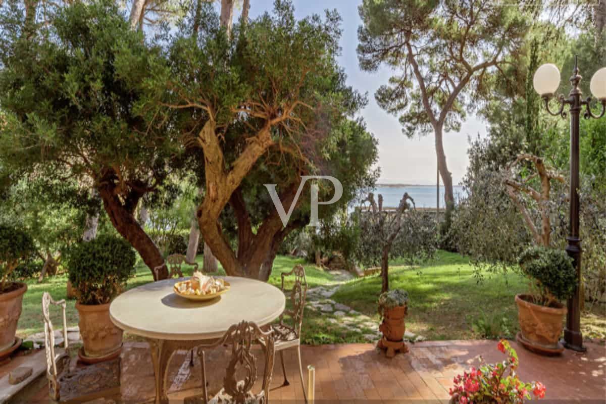 Villa by the sea: Elegance and Comfort in Castiglioncello