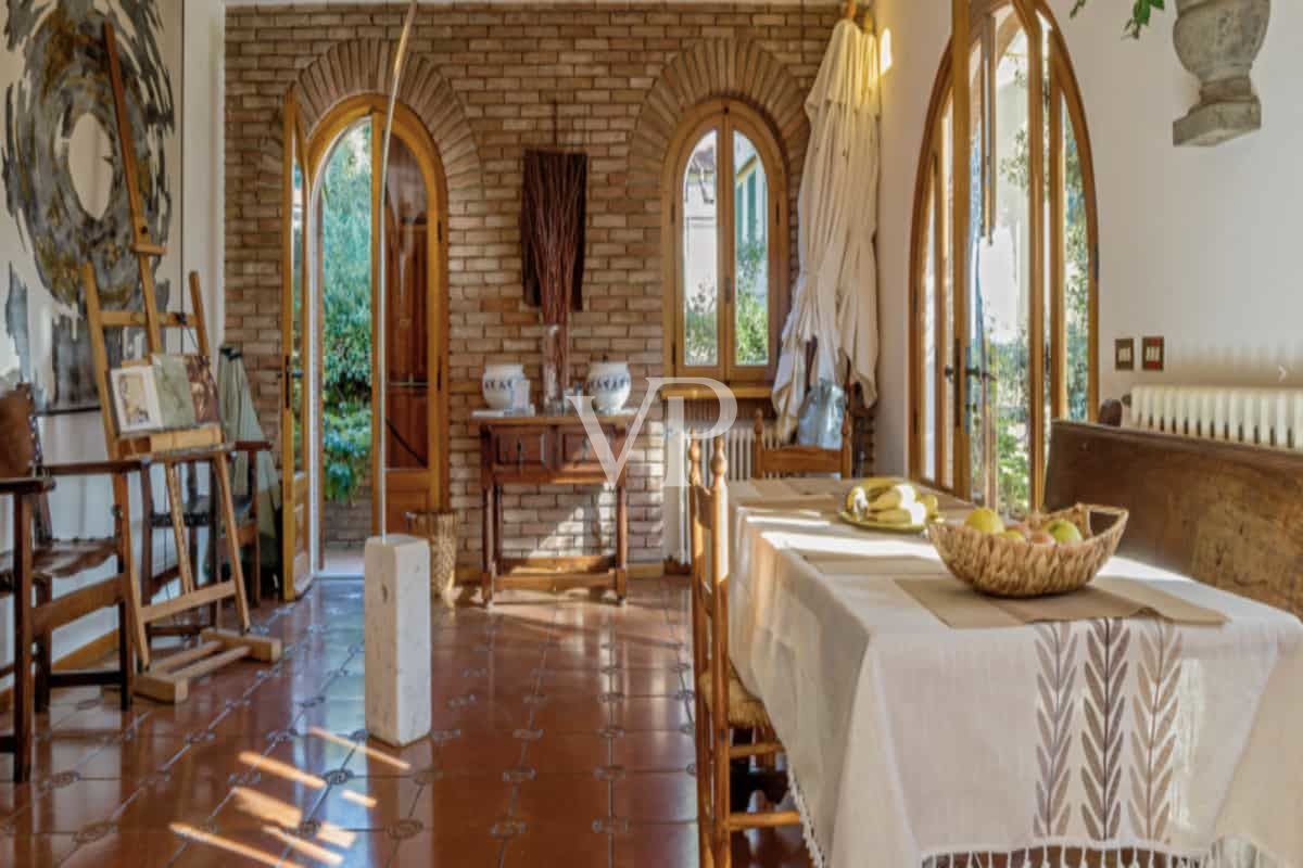 Villa by the sea: Elegance and Comfort in Castiglioncello