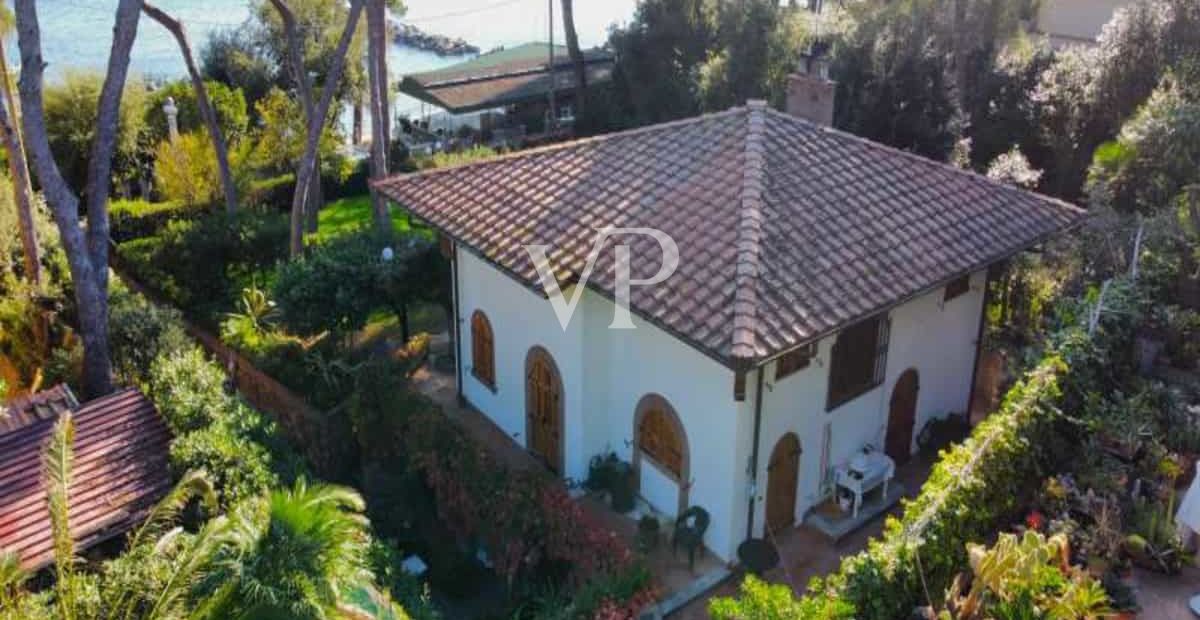 Villa sul Mare: Eleganza e Comfort a Castiglioncello