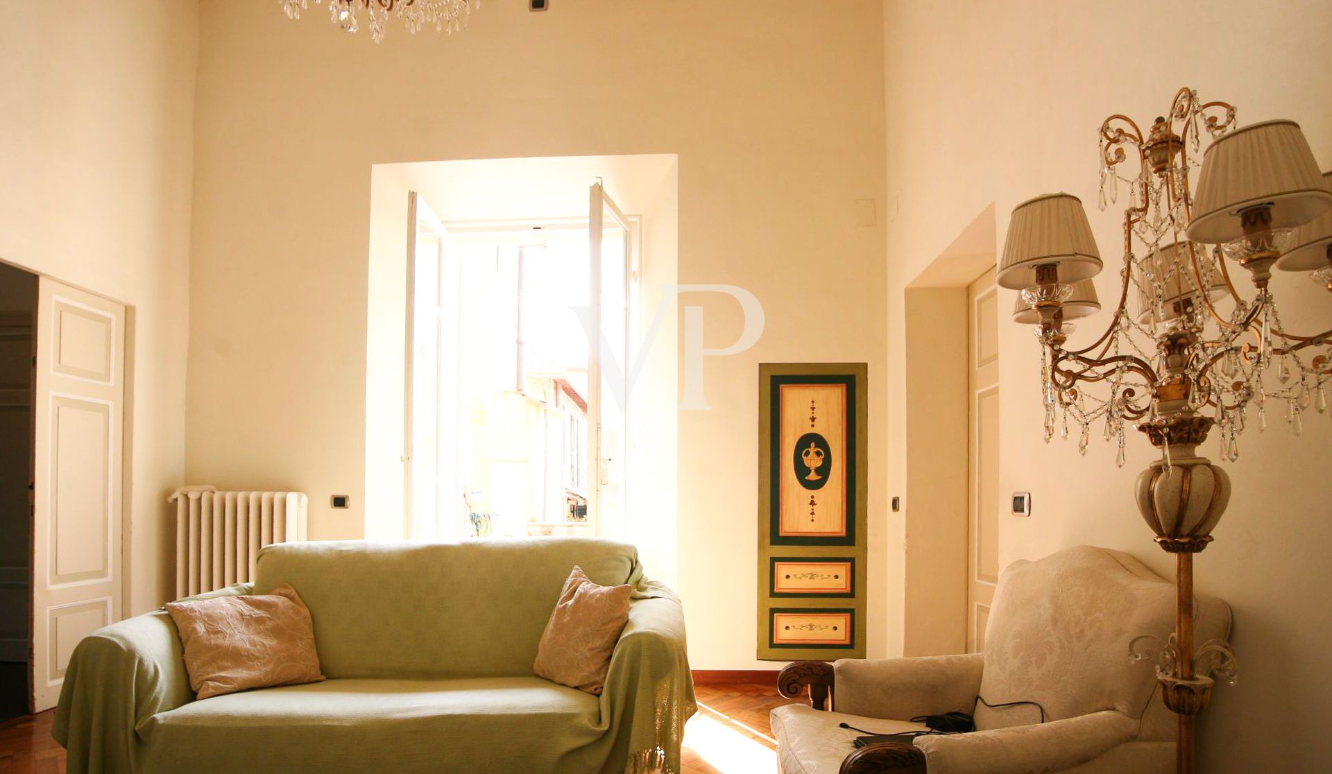 Luxuriöse Wohnung mit Panoramaterrasse in der Nähe des Doms