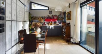von_poll_real_estate_property_IT242941110_image_0