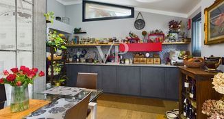 von_poll_real_estate_property_IT242941110_image_2