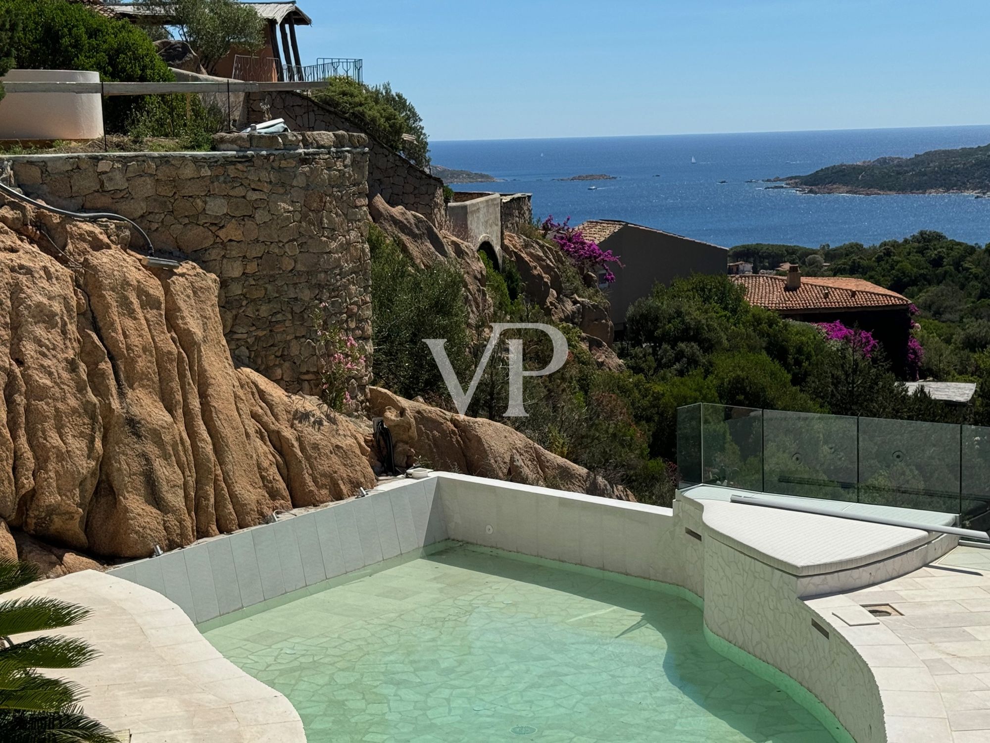 Pantogia, Sardinien: Repräsentative Villa mit atemberaubendem Meerblick