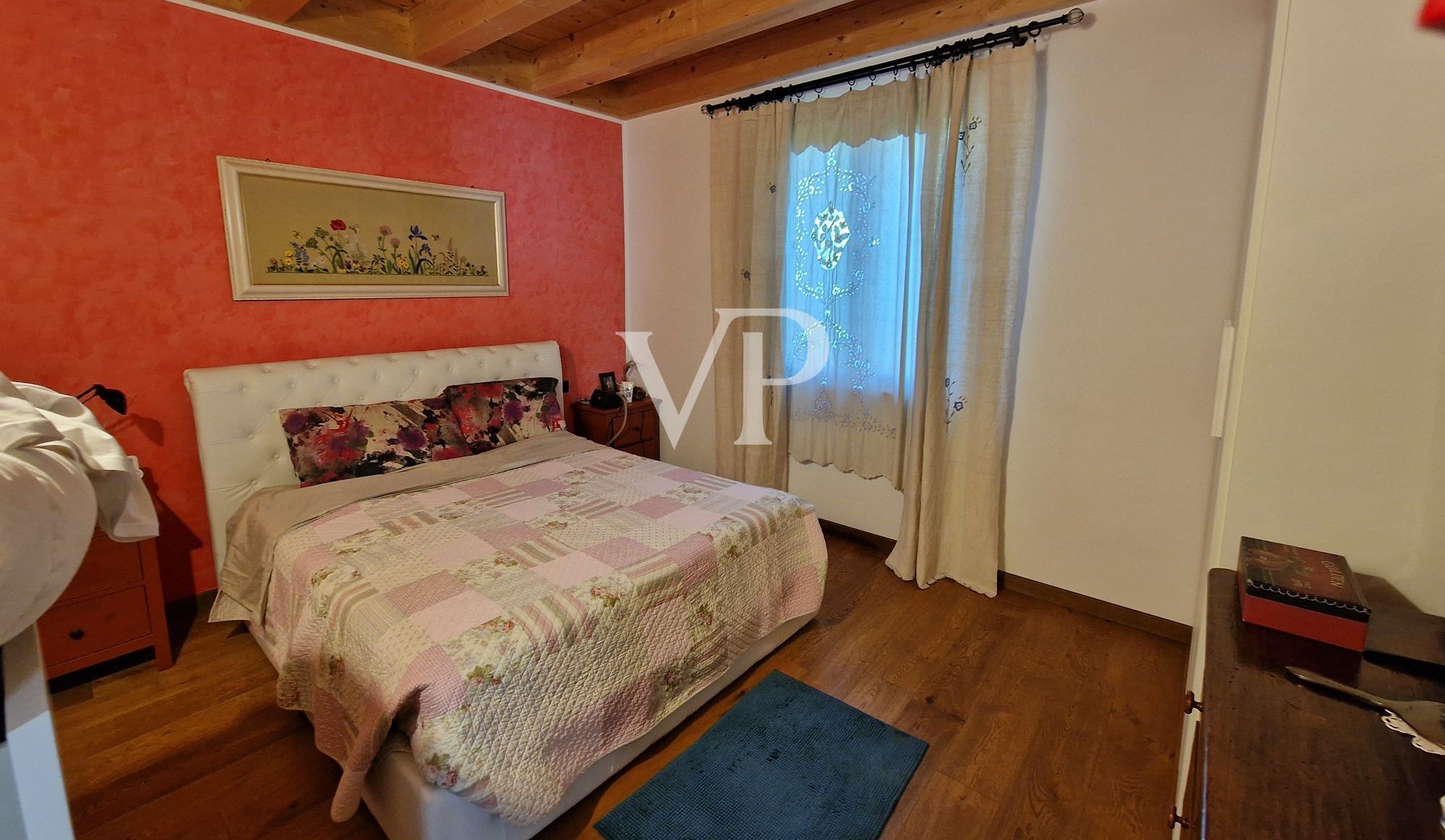 Villa molto luminosa con grande giardino, costruita in bioedilizia con   impianto fotovoltaico