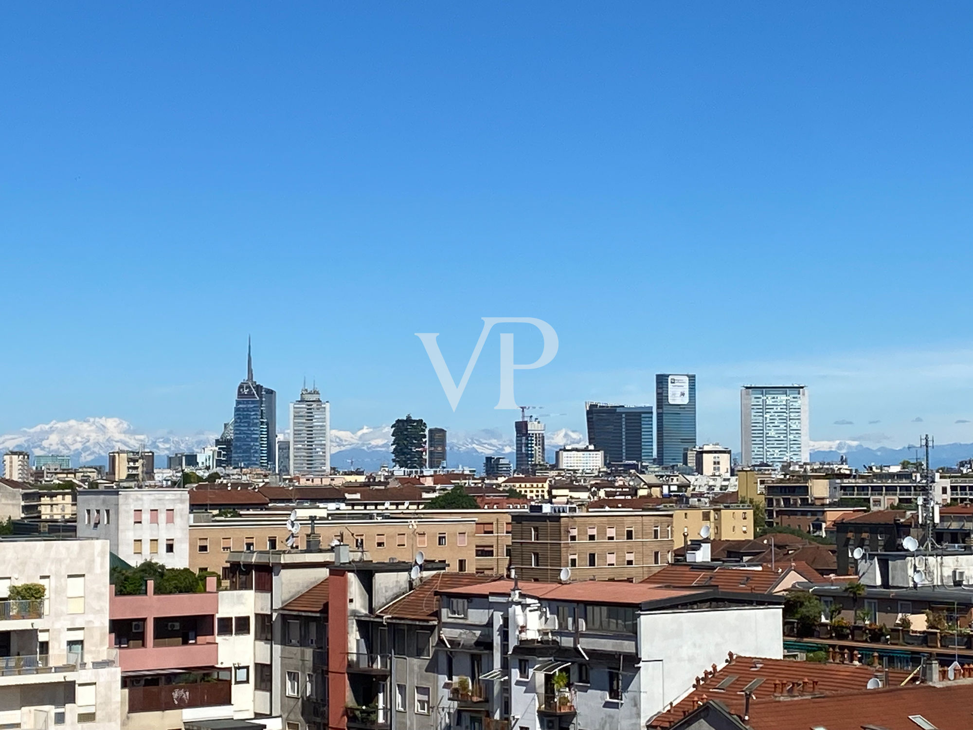 Gorgeous penthouse and super penthouse in Piazzale Susa area