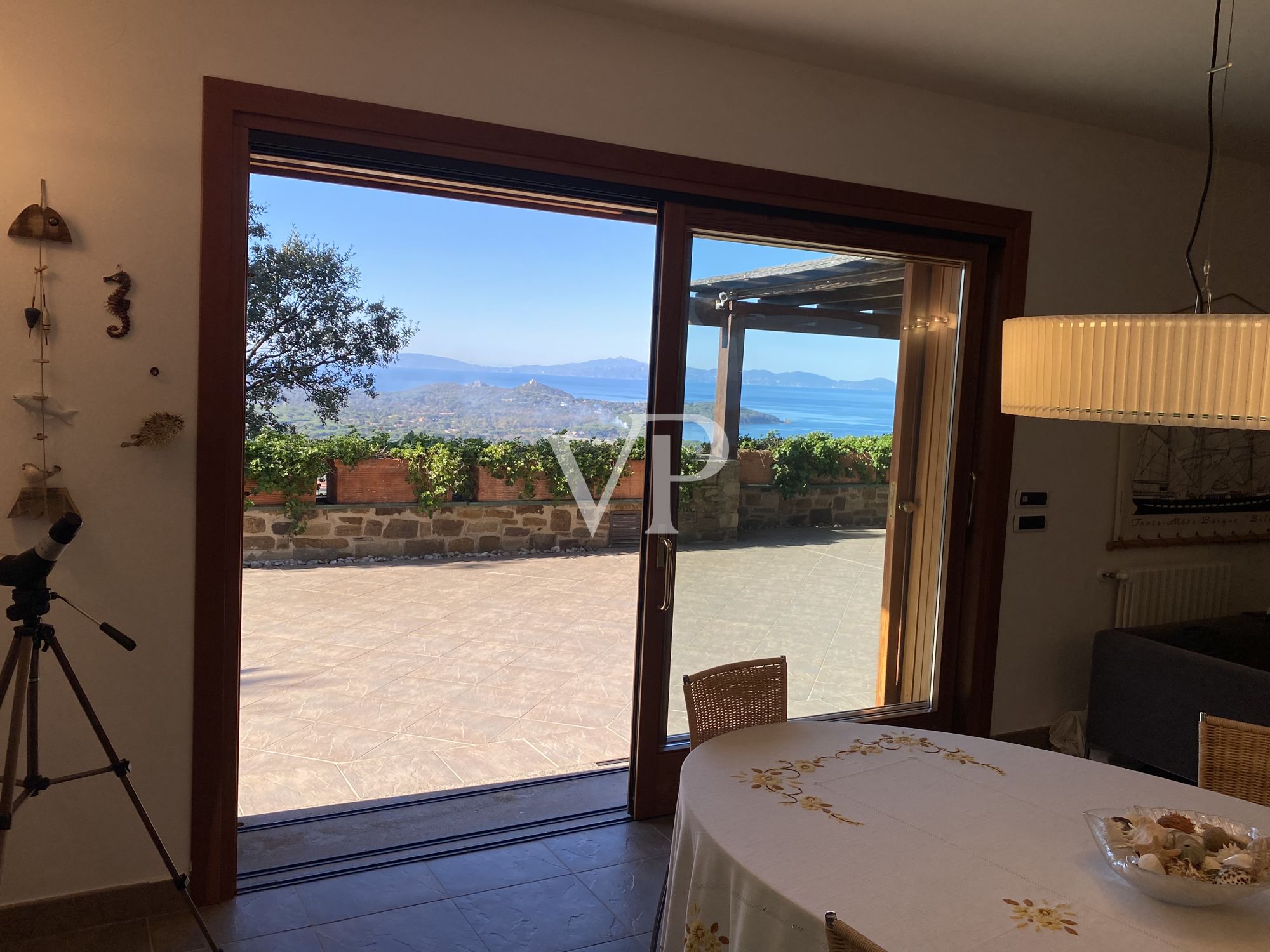 Villa esclusiva con vista panoramica mozzafiato a 180° a Punta Ala