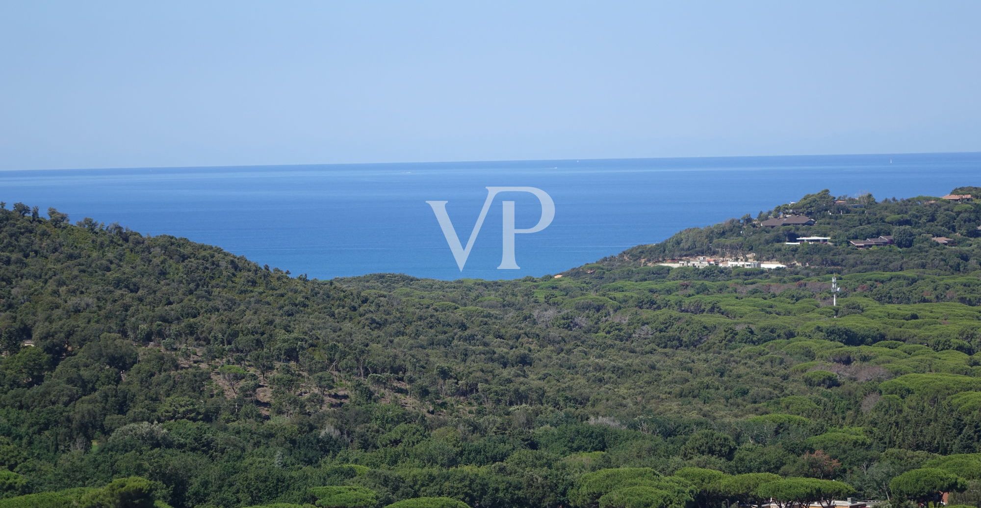 Villa esclusiva con vista panoramica mozzafiato a 180° a Punta Ala