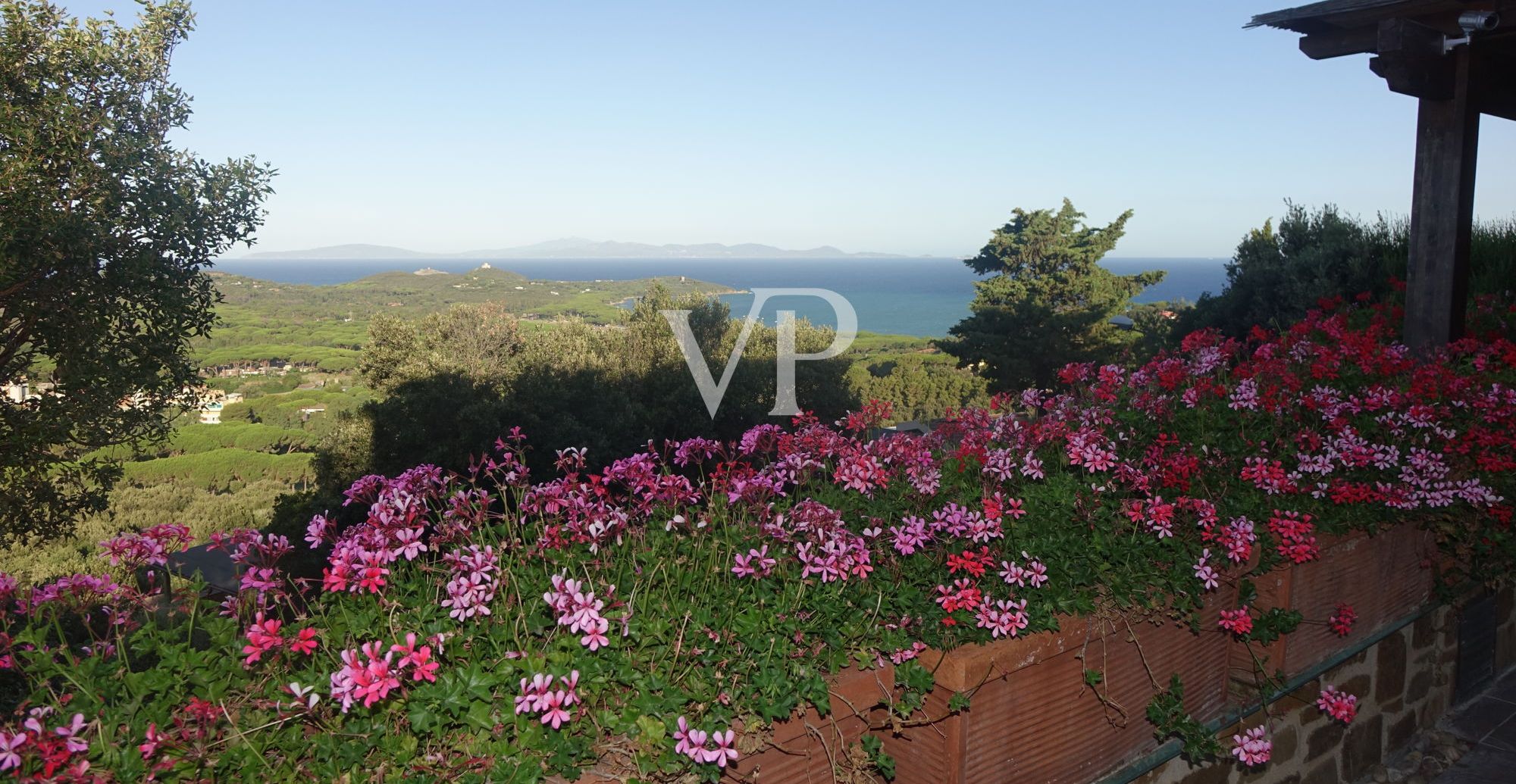 Villa esclusiva con vista panoramica mozzafiato a 180° a Punta Ala