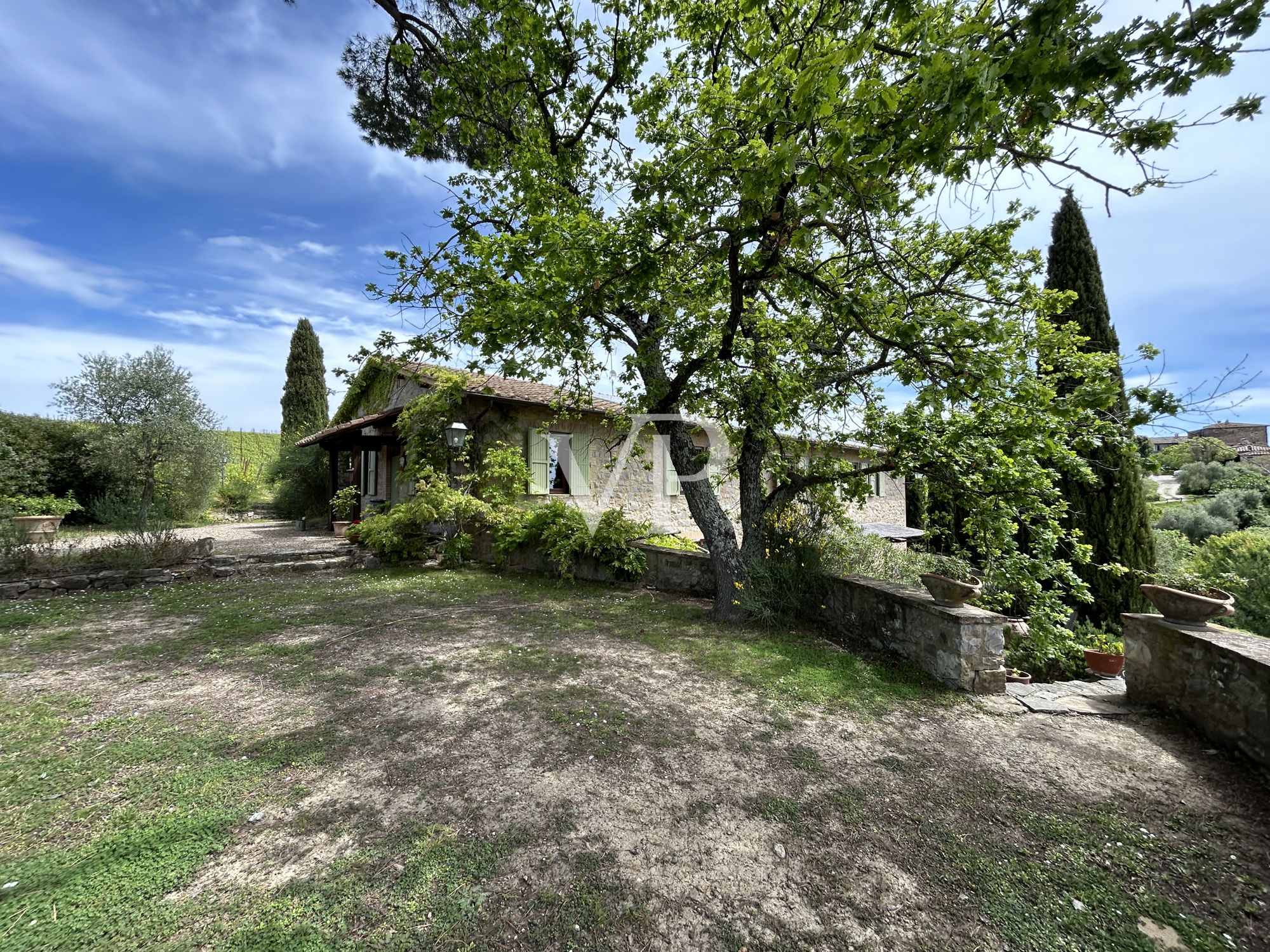 Wunderschönes Anwesen auf 220.000 Hektar im Chianti Classico Gebiet