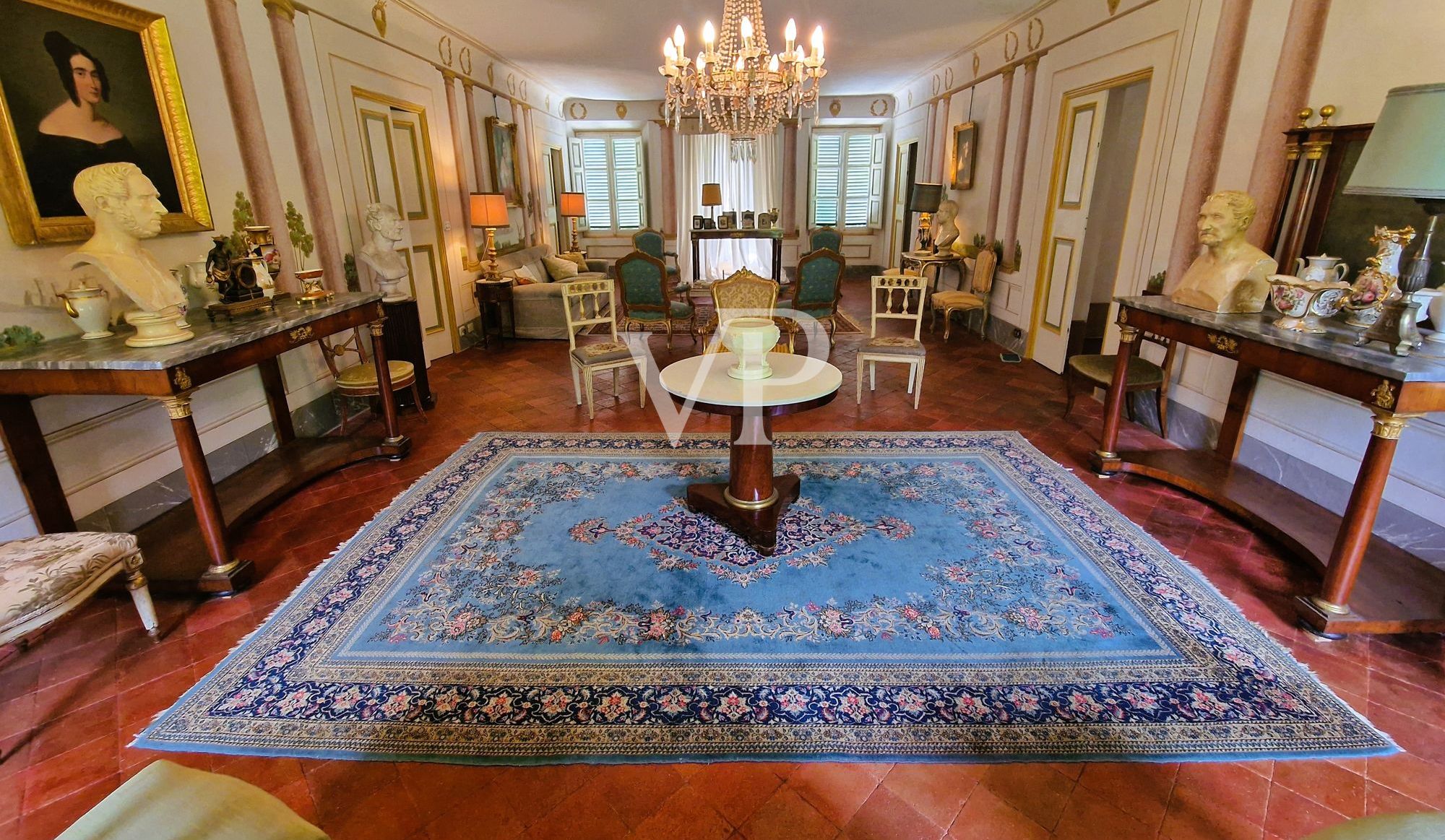 Palazzo Tereglio - altehrwürdiger Stil mit großem Potenzial