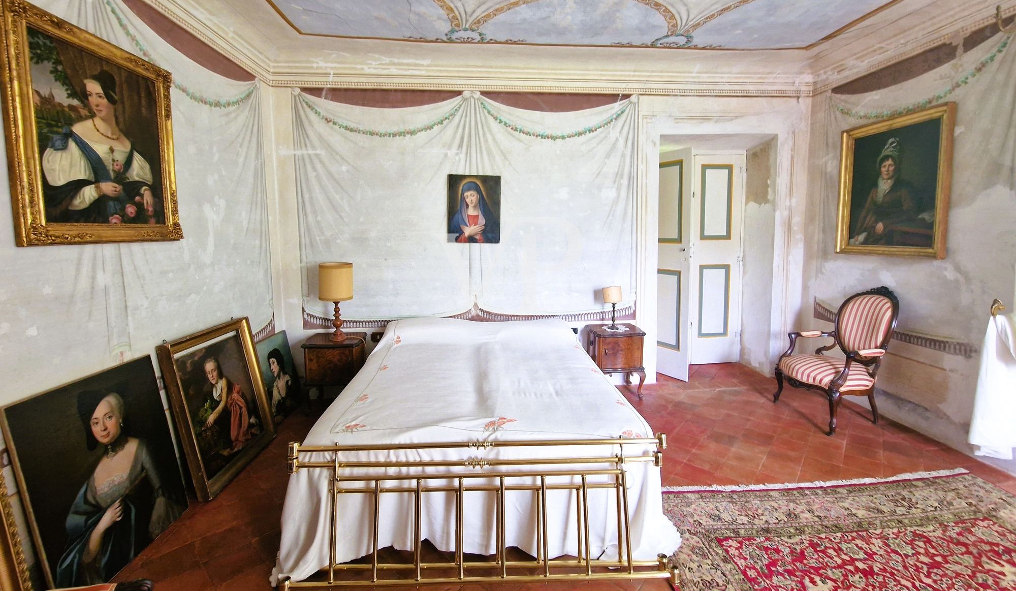 Palazzo Tereglio - altehrwürdiger Stil mit großem Potenzial