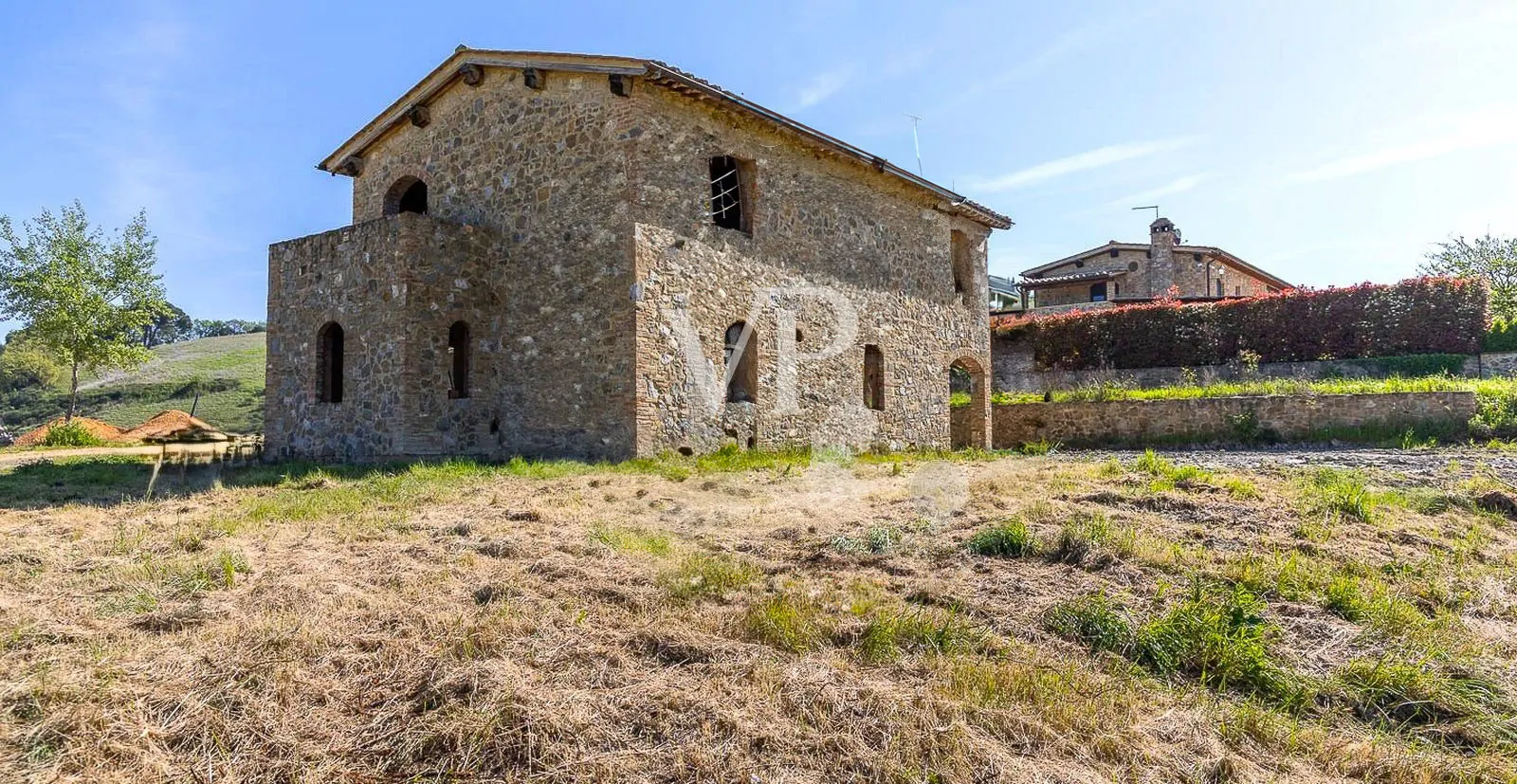 Lussuoso casale in pietra a Montalcino ristrutturato finemente