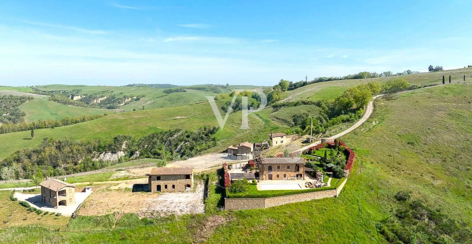 Lussuoso casale in pietra a Montalcino ristrutturato finemente