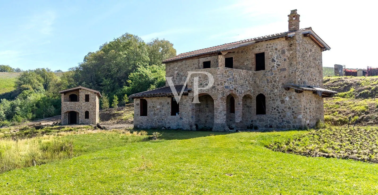 Luxuriöses, fein renoviertes Bauernhaus aus Stein in Montalcino