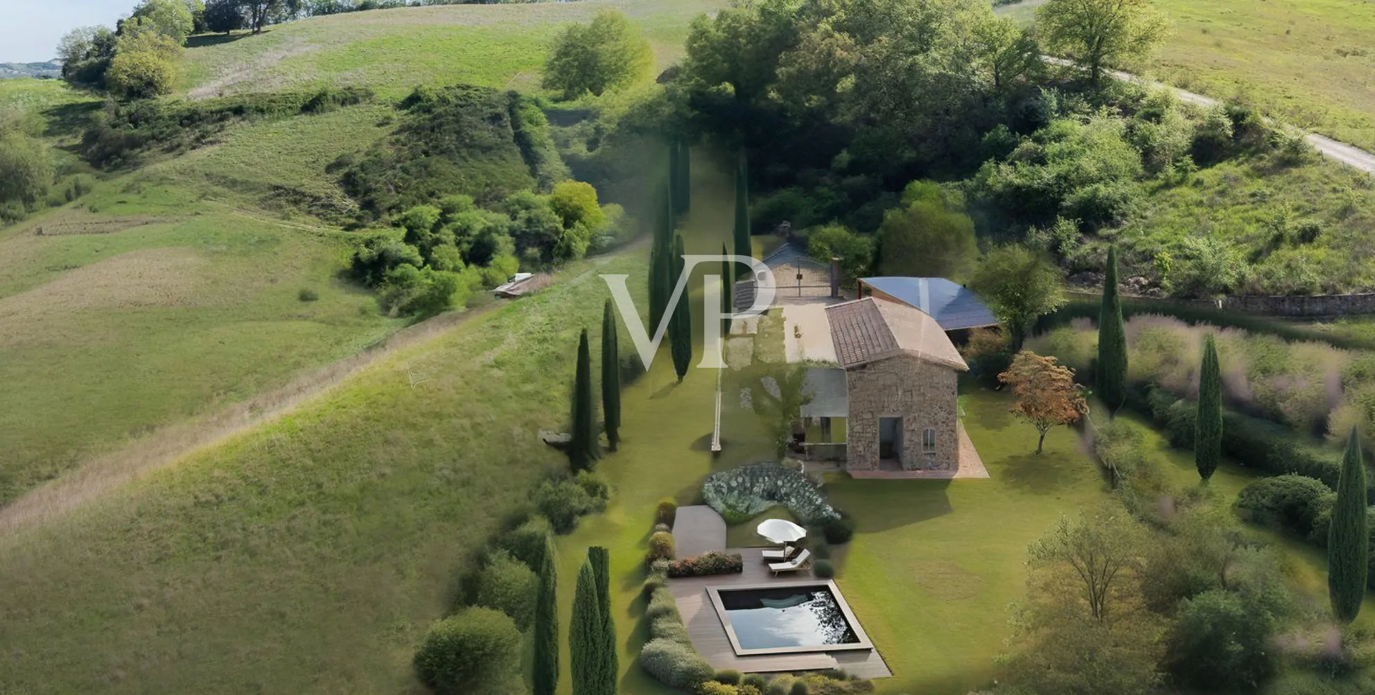 Lujosa casa de piedra finamente reformada en Montalcino