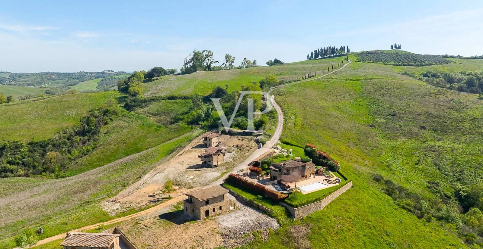 Lujosa casa de piedra finamente reformada en Montalcino