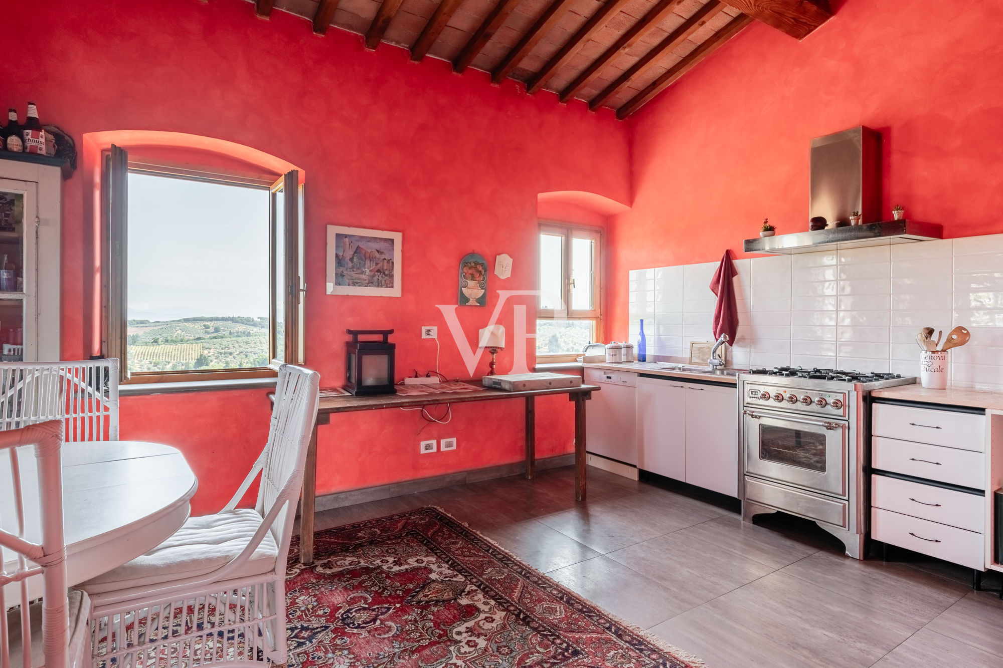 Prestigiosa casa de campo en el corazón de la Toscana con terraza panorámica y bodega