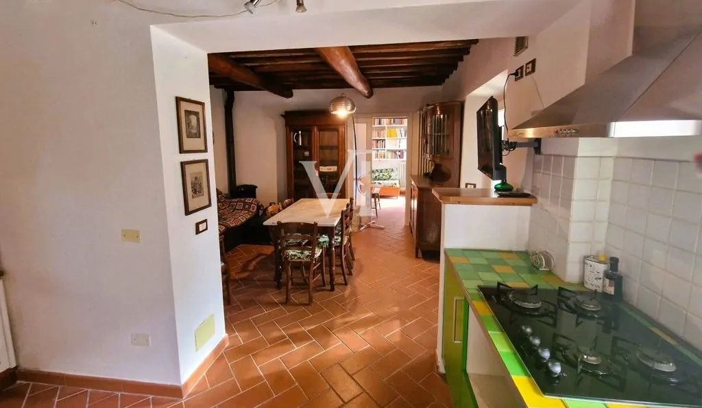 Ferme rénovée entourée d'environ 12 000 m² de terrain