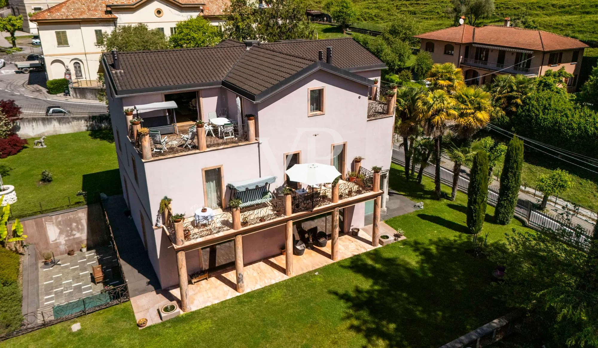 Lago de Como - Espléndida villa con piscina y ascensor interior