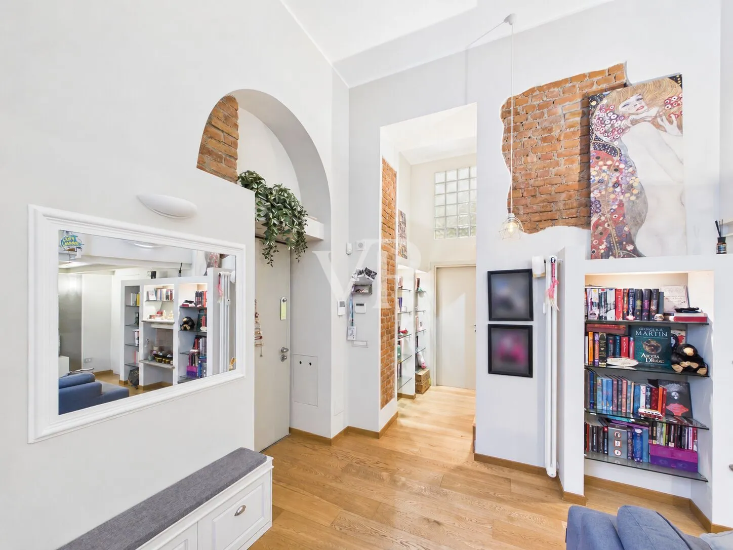 Fascinante loft con una amplia zona de estar y una cocina independiente