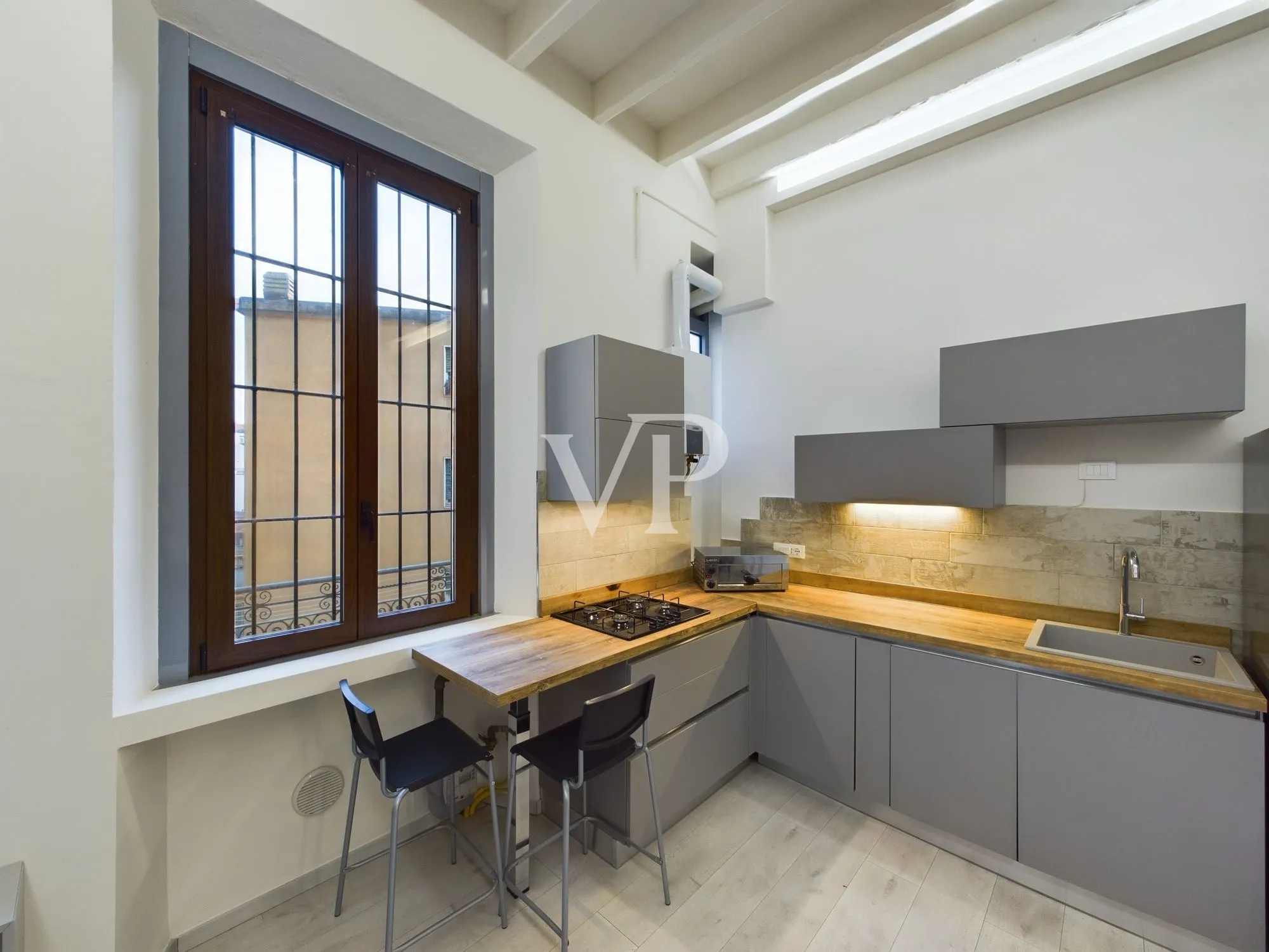 Hübsche Zweizimmerwohnung mit Balkon, frei ab November