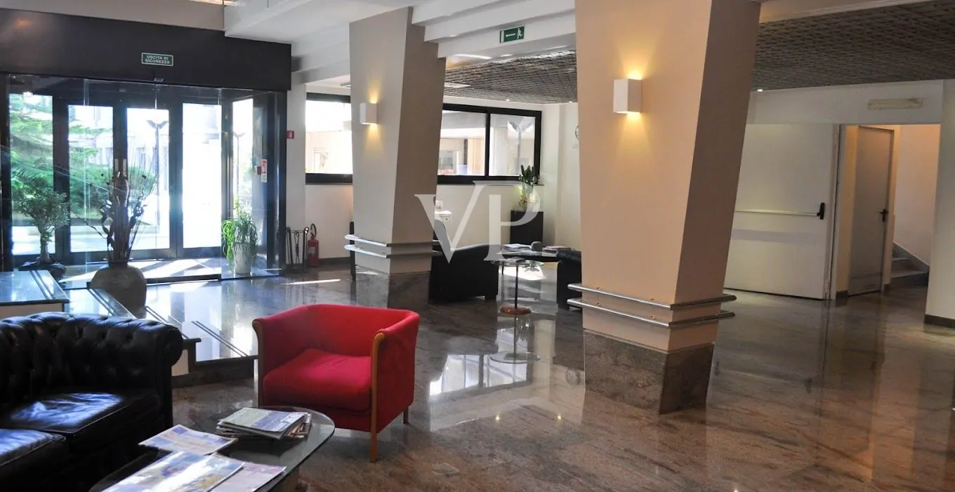 HOTEL CRISTAL PALACE