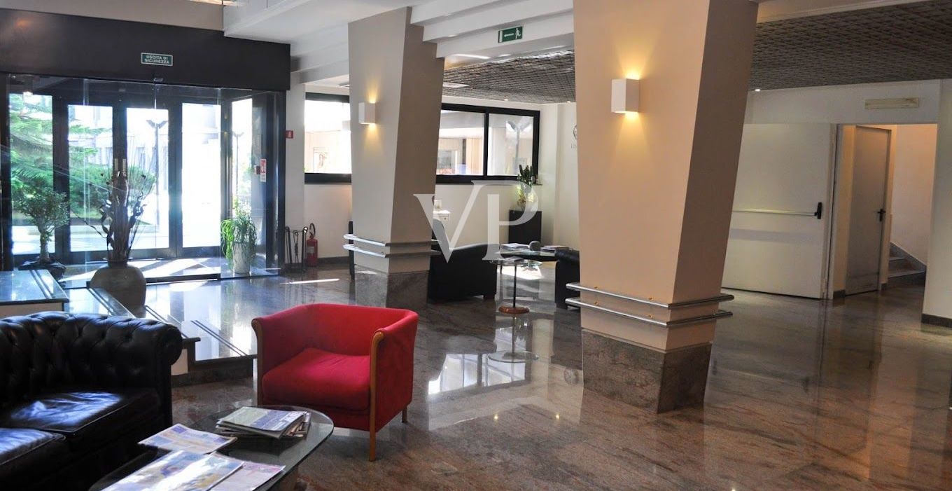 CRISTAL PALACE HOTEL