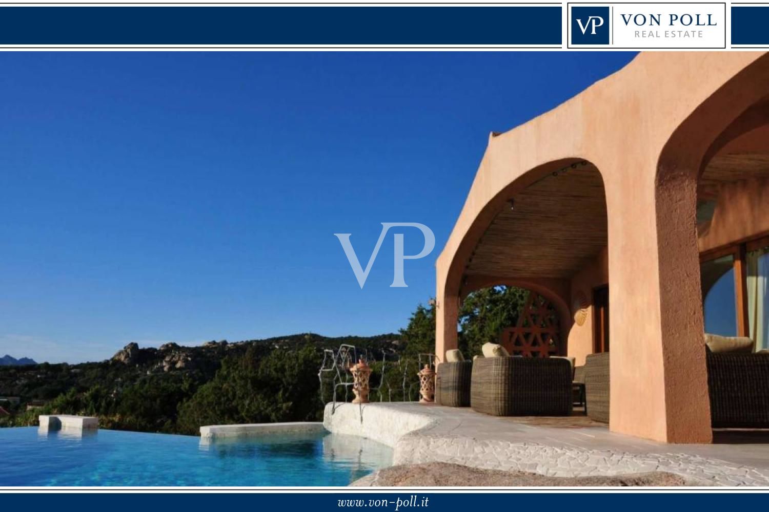 Villa de style sarde avec vue imprenable sur la mer