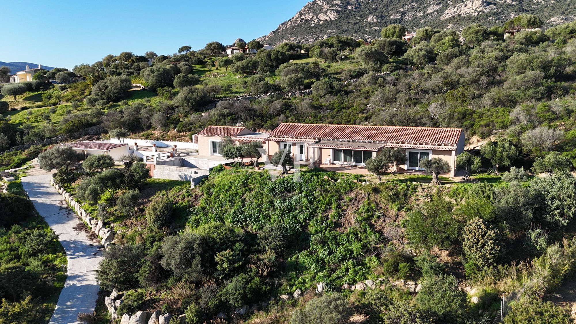 Elegantes ortstypisches Haus mit Schwimmbad und Blick auf Porto Rotondo