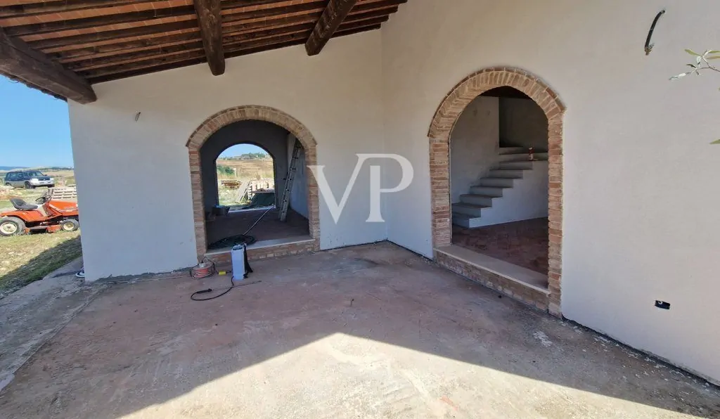 Masía panorámica en Lajatico