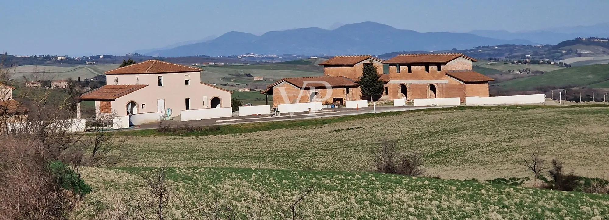 Masía panorámica en Lajatico