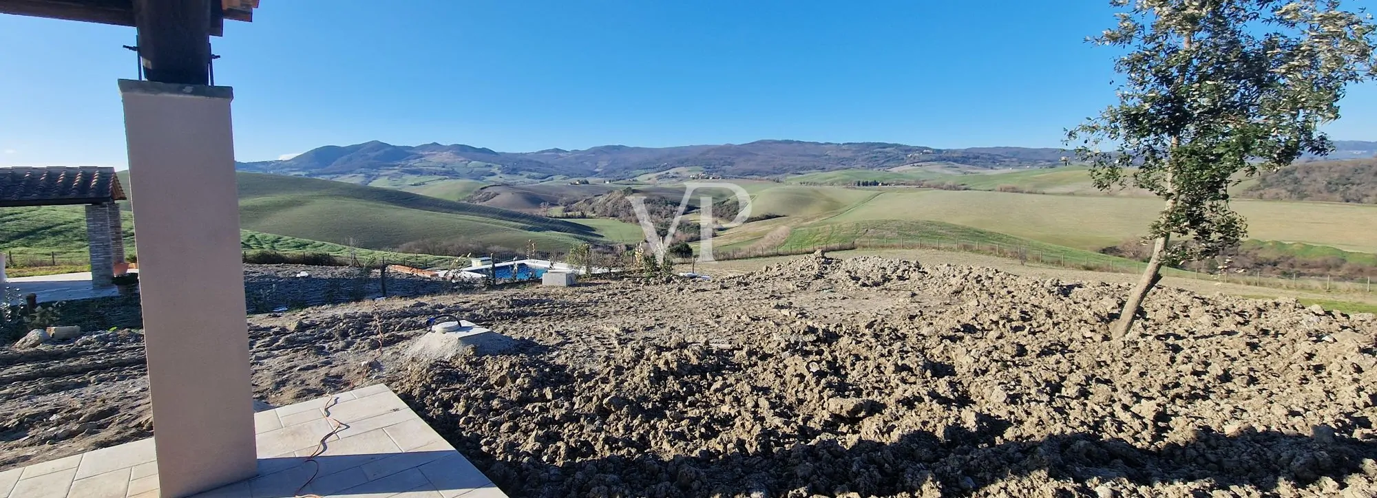 Masía panorámica en Lajatico