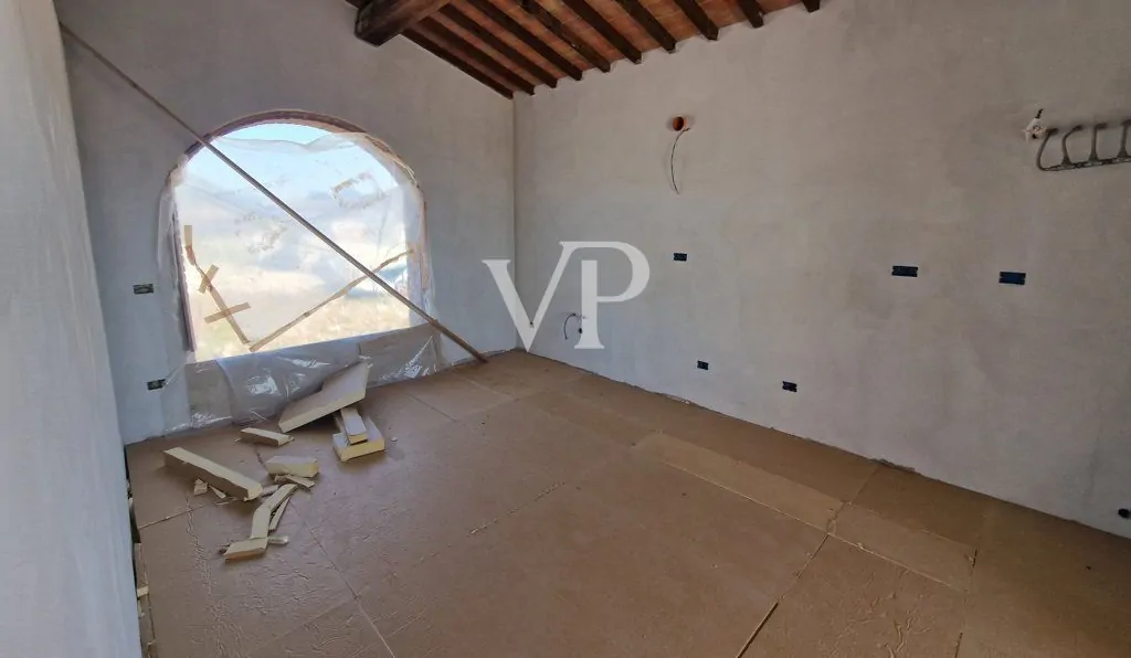 Masía panorámica en Lajatico