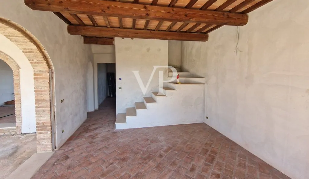 Masía panorámica en Lajatico