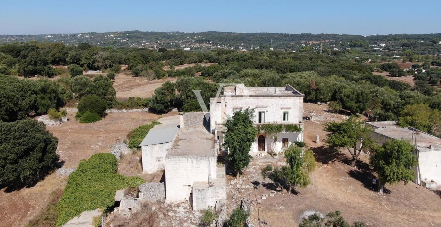 Masseria Santa Lucia mit Kirche