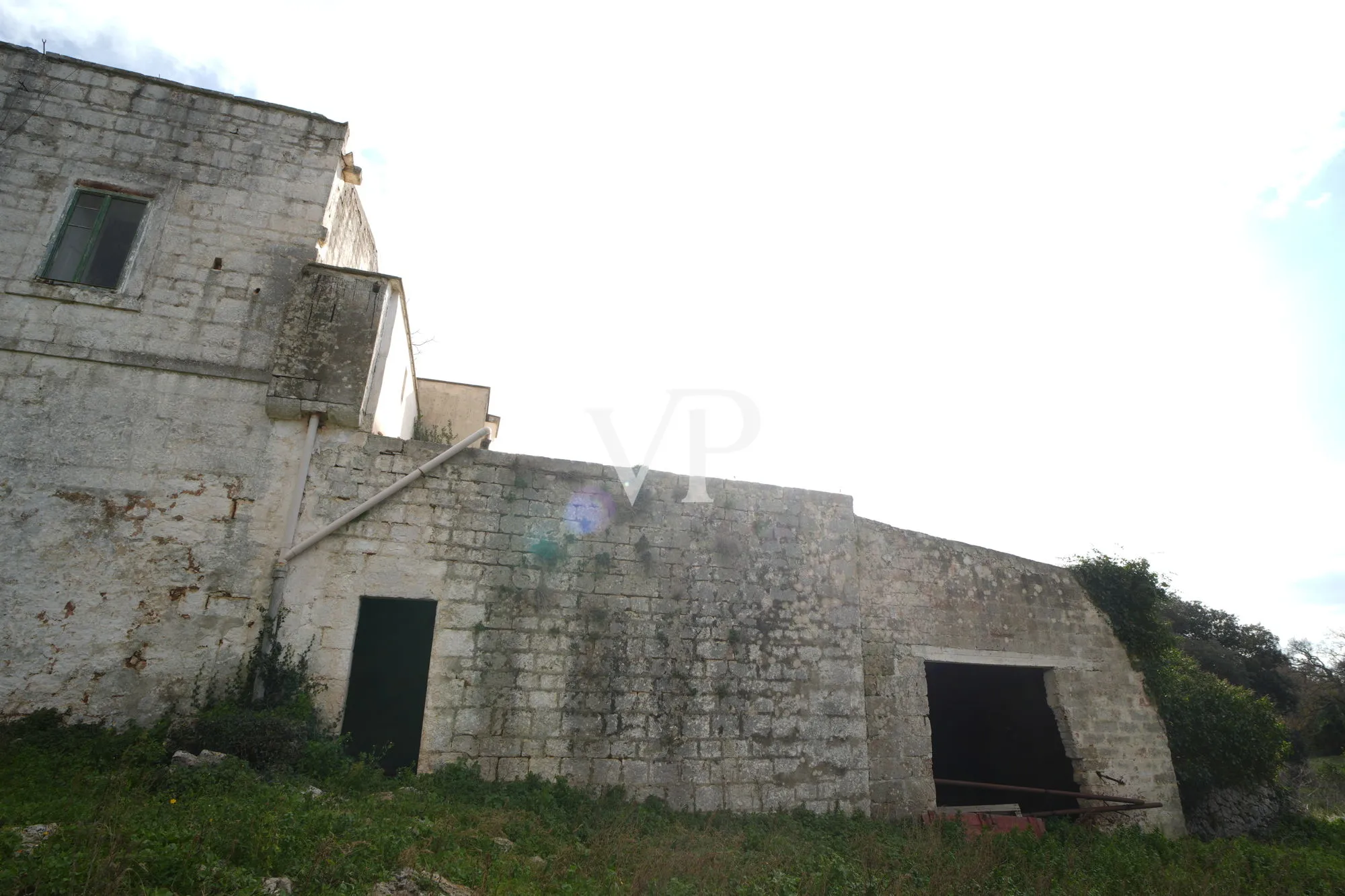 Masseria Santa Lucia with small church
