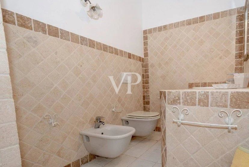 Villa esclusiva a La Mendula: Fascino sardo e totale privacy
