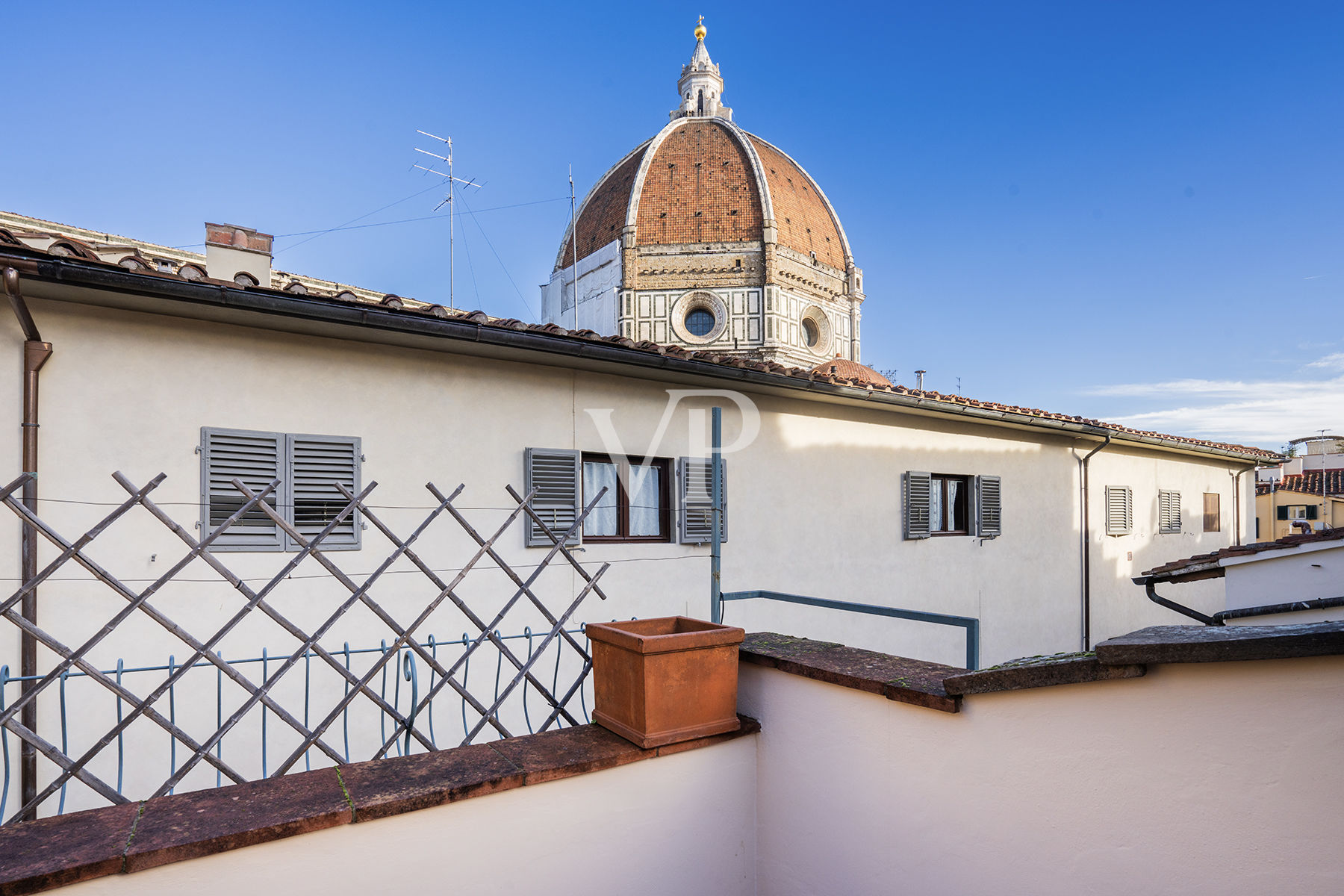 Gorgeous penthouse and super penthouse with Duomo view in Florence